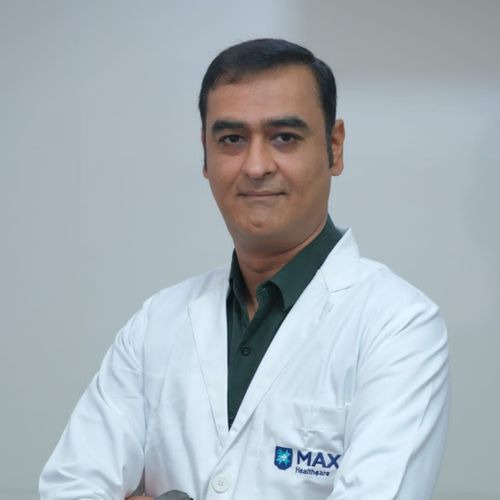 Dr. Rakesh Kumar